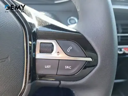 Photo 14 Peugeot 208  Electrique 50 kWh 136ch