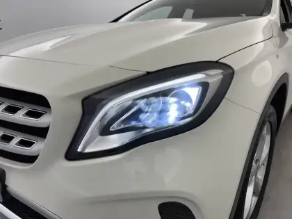 Photo 38 Mercedes GLA  180 d