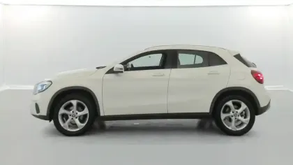 Photo 15 Mercedes GLA  180 d