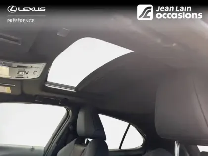 Photo 21 Lexus UX  250h 2WD
