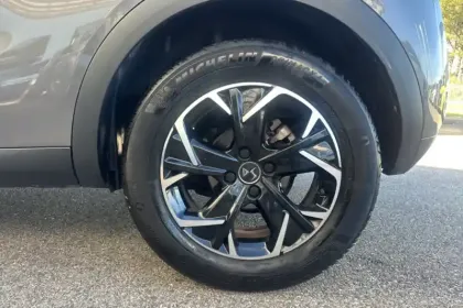Photo 8 DS DS 3  Crossback PureTech 130 S&S EAT8