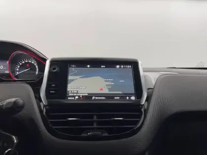 Photo 19 Peugeot 2008  1.2 PureTech 110ch S&S EAT6