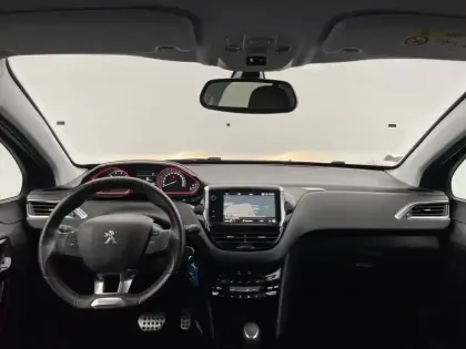 Photo 27 Peugeot 2008  1.2 PureTech 110ch S&S EAT6