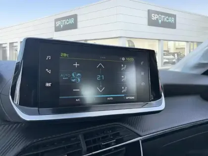 Photo 10 Peugeot 208  Electrique 136ch 51 kWh Business