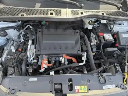 Photo 6 Peugeot 208  Electrique 136ch 51 kWh Business