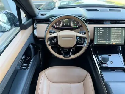 Photo 11 Land rover Range Rover P550E AWD 3.0L I6 PHEV