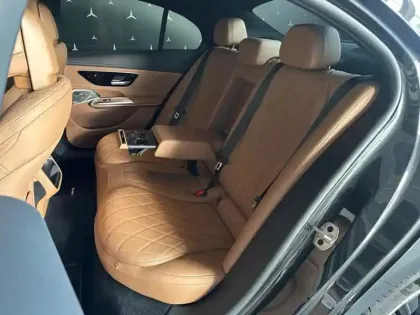Photo 11 Mercedes Classe E  450 d 4MATIC AMG Line