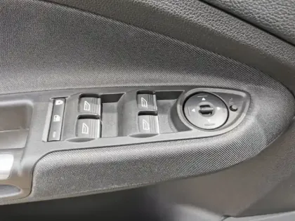 Photo 12 Ford C-Max Titanium 1.0 EcoBoost 125 ch B