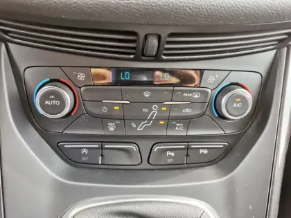 Photo 19 Ford C-Max Titanium 1.0 EcoBoost 125 ch B