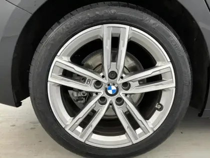 Photo 51 BMW Serie 1 118iA 136ch M Sport DKG7 + Sièges chauffants