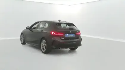 Photo 32 BMW Serie 1 118iA 136ch M Sport DKG7 + Sièges chauffants