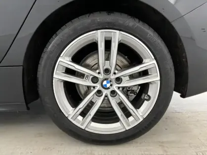Photo 49 BMW Serie 1 118iA 136ch M Sport DKG7 + Sièges chauffants