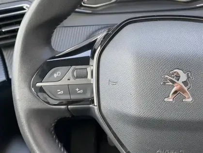 Photo 10 Peugeot 208 II PureTech 75 S&S Active Pack