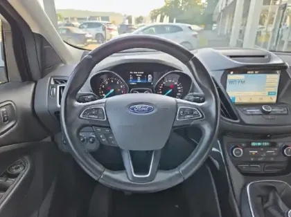 Photo 6 Ford Kuga 1.5 EcoBoost 120ch Stop&Start Titanium 4x2