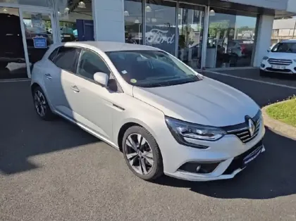 Photo 11 Renault Megane 1.5 Blue dCi 115ch Intens EDC