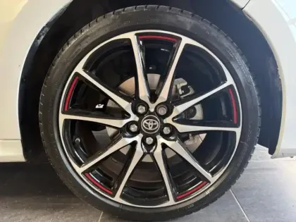 Photo 8 Toyota Yaris  116h GR Sport 5p MY22