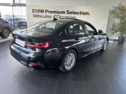 Photo 1 BMW Serie 3 Série 3 318iA 156ch Lounge 8cv
