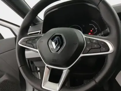 Photo 14 Renault Clio  1.6 E-Tech hybride 140ch Intens -21N