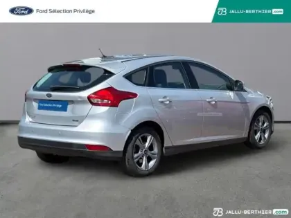 Photo 4 Ford Focus  1.0 EcoBoost 125ch Stop&Start Sync Edition