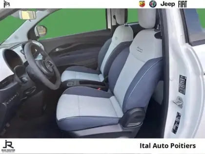 Photo 8 Fiat 500  FIAT  Icône berline 23,8 kWh