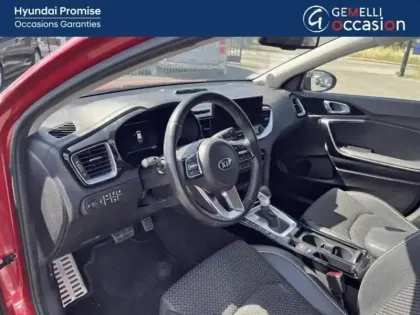 Photo 7 Kia Xceed  1.6 GDi 105ch + Plug-In 60.5ch Premium DCT6
