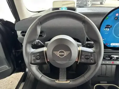 Photo 11 Mini Cooper  5 Portes C 156ch Classic DKG7