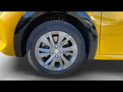 Photo 9 Peugeot 208  e- 136ch Allure