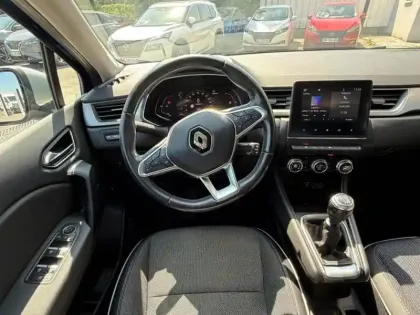 Photo 11 Renault Captur  1.5 Blue dCi 115ch Intens