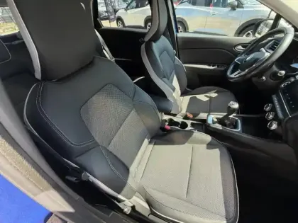 Photo 9 Renault Captur  1.5 Blue dCi 115ch Intens