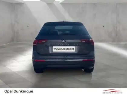 Photo 4 Volkswagen Tiguan  2.0 TDI 150ch MATCH DSG7
