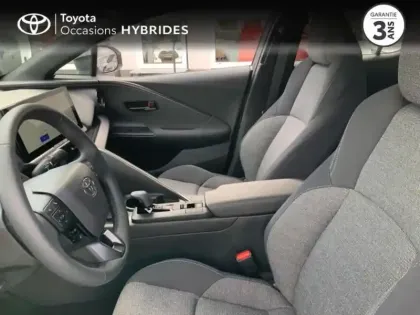 Photo 11 Toyota C-HR  1.8 Hybride 140ch Graphic MY26
