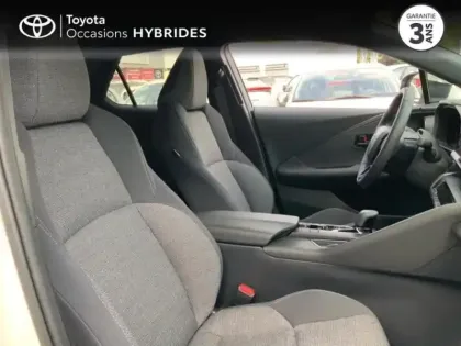 Photo 5 Toyota C-HR  1.8 Hybride 140ch Graphic MY26