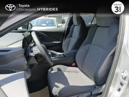 Photo 11 Toyota C-HR  1.8 Hybride 140ch Graphic MY26