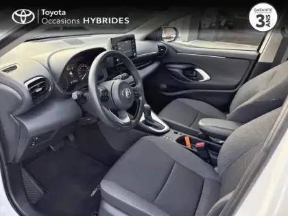 Photo 2 Toyota Yaris  116h Dynamic 5p MY21