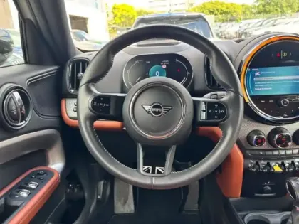 Photo 7 Mini Countryman  Cooper SE  125ch + 95ch Yours ALL4 BVA6