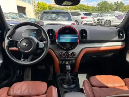 Photo 6 Mini Countryman  Cooper SE  125ch + 95ch Yours ALL4 BVA6