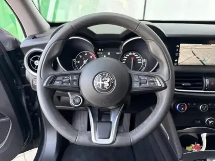 Photo 13 Alfa Romeo Stelvio  2.2 Diesel 160ch Super AT8 MY22