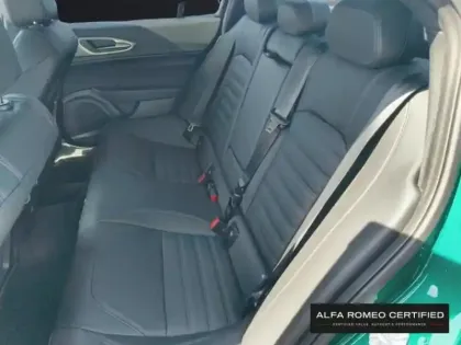 Photo 7 Alfa Romeo Giulia  2.2 Diesel 210ch Veloce Q4 AT8