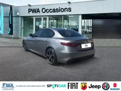 Photo 6 Alfa Romeo Giulia  2.0 TB 280ch Veloce AT8 MY20