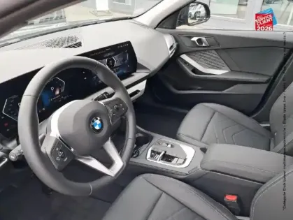 Photo 14 BMW Serie 1 Série 1 120A 170ch M Sport DKG7