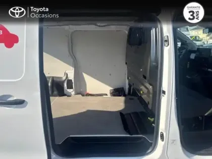 Photo 6 Toyota Proace  Medium 2.2 D-4D 150 Start Pack Confort BVA MY25