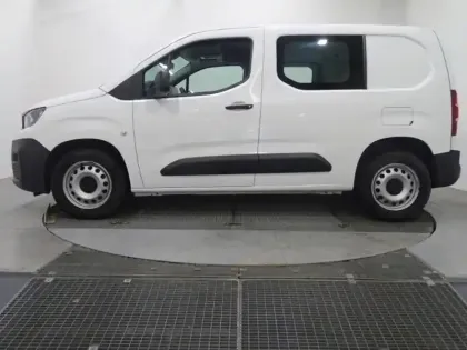 Photo 4 Peugeot Partner  Standard 1000kg BlueHDi 100ch S&S Grip