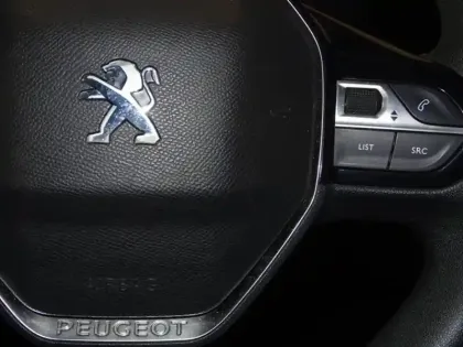 Photo 13 Peugeot Partner  Standard 1000kg BlueHDi 100ch S&S Grip