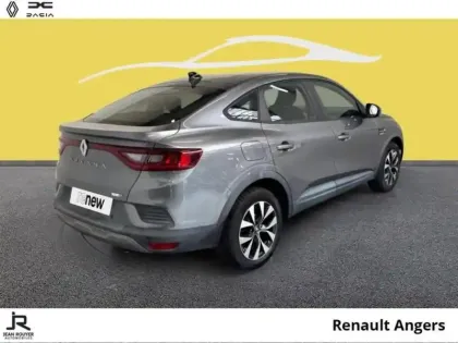 Photo 12 Renault Arkana  1.6 E-Tech 145ch Zen
