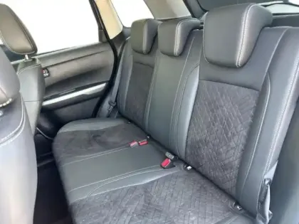 Photo 22 Suzuki Vitara  1.5 Dualjet Hybrid 115ch Style Auto