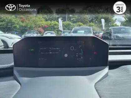 Photo 13 Toyota C-HR + 224ch 77kWh Design Grande Autonomie