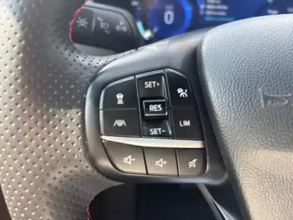 Photo 10 Ford Kuga  2.5 Duratec 180ch Hybrid FlexiFuel ST-Line X Powershift