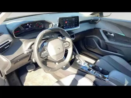 Photo 11 Peugeot 2008  1.2 PureTech 130ch S&S Allure EAT8 7cv