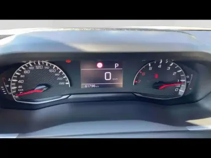 Photo 14 Peugeot 2008  1.2 PureTech 130ch S&S Allure EAT8 7cv