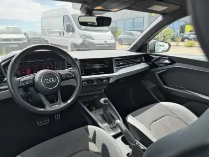 Photo 7 Audi A1  Sportback 30 TFSI 116ch  S line S tronic 7